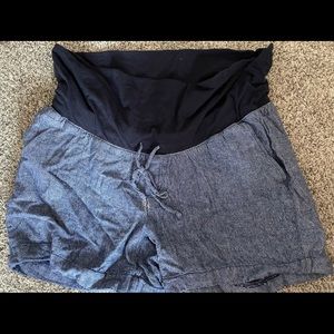 Old navy maternity linen shorts chambray